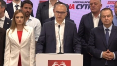 MAGIČNA REČ KRAĐA Opozicija nije znala kako da se izvadi za debakl na Vračaru, pa posle osam dana smislila nebulozu