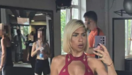 VRELE FOTKE VODITELJKE PINKA USIJALE MREŽE! Jovana Jeremić podigla helanke, pa pokazala brutalnu liniju!