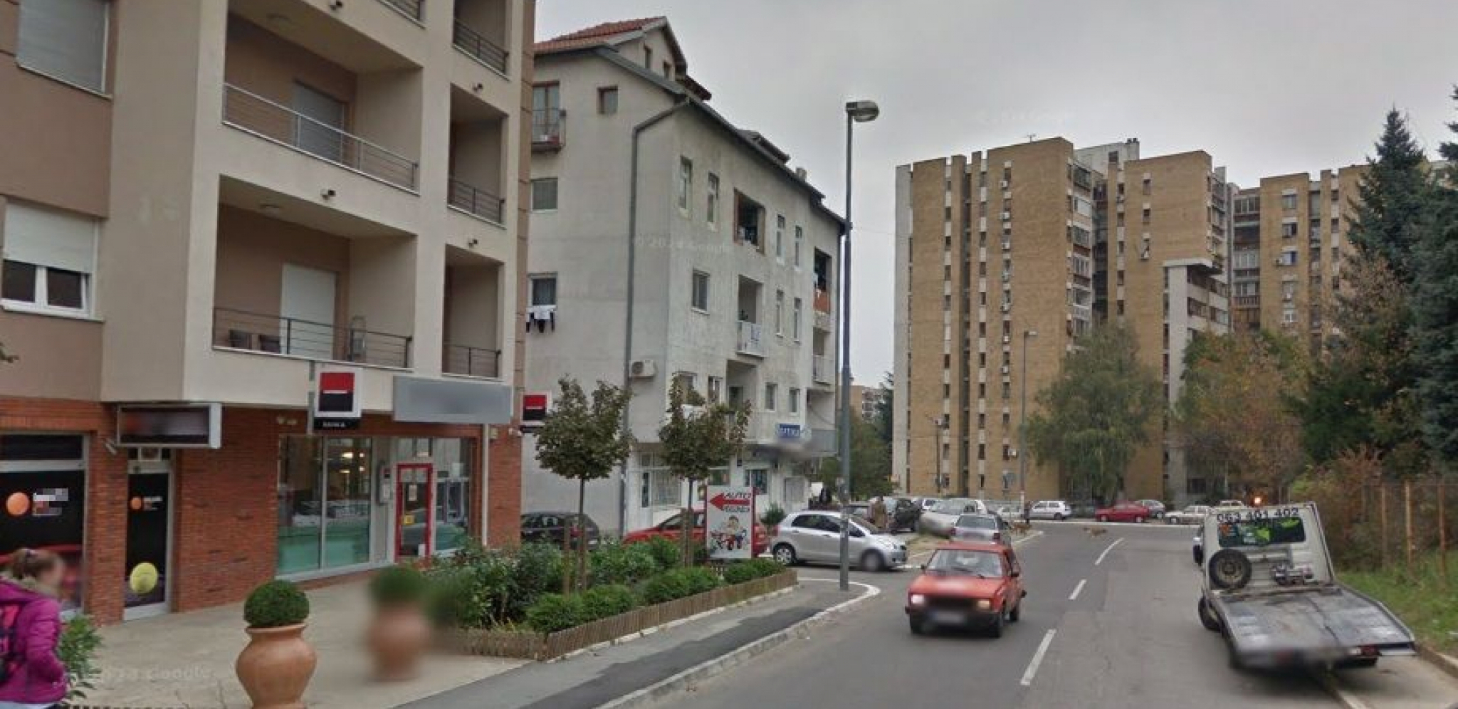 TIPOVALI GA ISPRED BANKE, PA GA NAPALI Čoveka u Mirijevu ranili nožem i oteli mu 4.500 evra!
