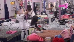 BRUTALNA TUČA IZMEĐU JELENE MARINKOVIĆ I ŽANE! Vanredno stanje u Eliti, skočila na nju i nastavila da je bije!