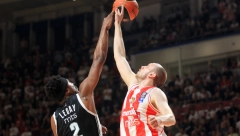 ODLOŽEN DERBI Doneta konačna odluka: Partizan i Zvezda neće nastaviti meč u Areni