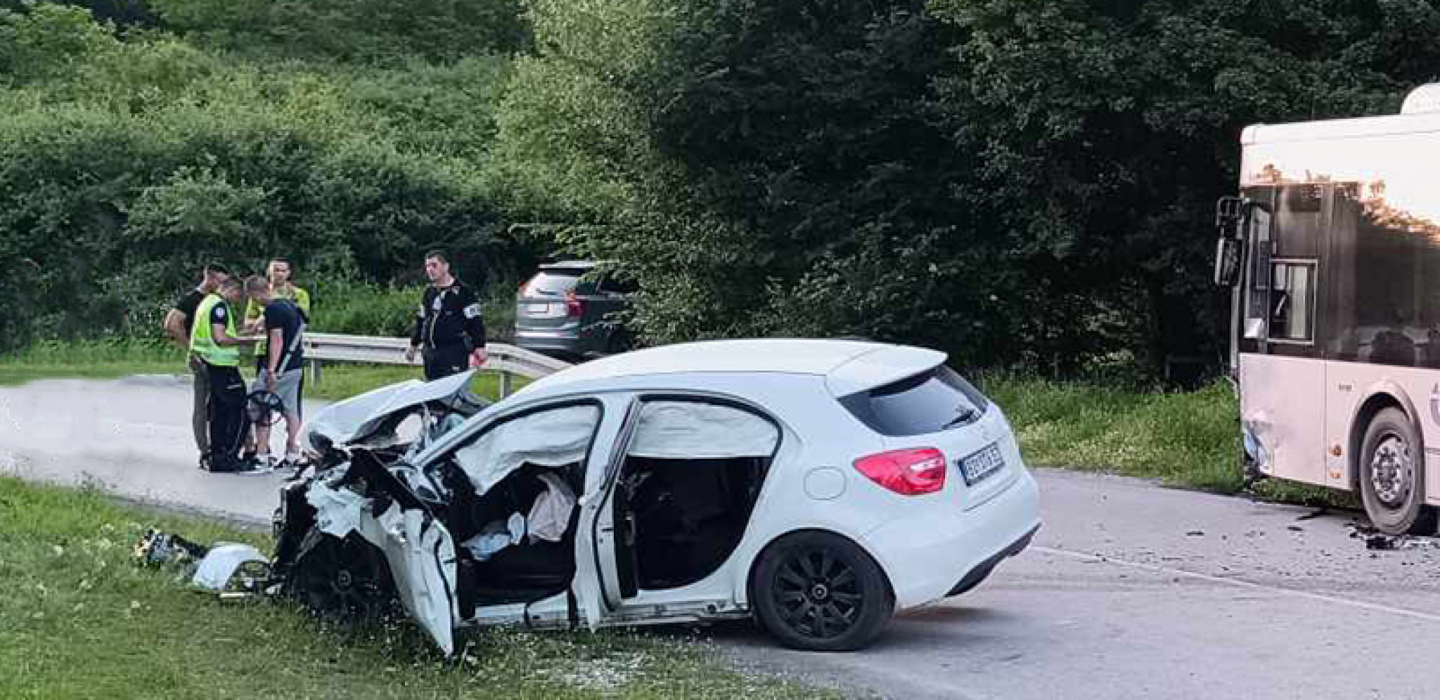 LANA (18) JE ISKRVARILA NA SMRT, LEKARI SE 4 SATA BORILI DA JE SPASU Detalji tragedije u Boru, otkriveno i kako su povređeni putnici