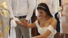 SVE JOJ SE OCRTAVA Ovakvu golotinju mlade nikada niste videli