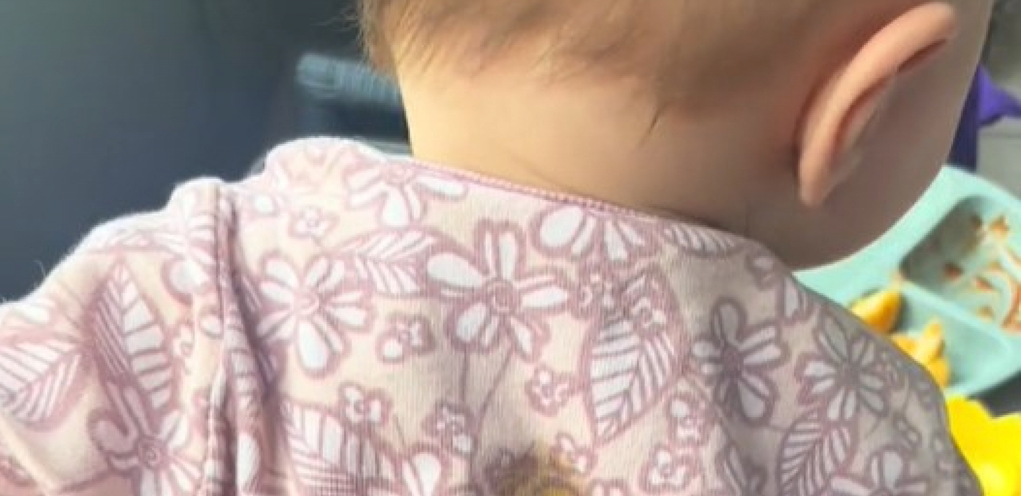 OTAC MONSTRUM PRIZNAO DA JE BEBI DAVAO BENZIN DA PIJE KAKO BI JE UBIO! Majka deteta van sebe, policiji ponavljala samo JEDNO!