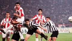 ODREKAO SE SRBIJE, OSVOJIO DUPLU KRUNU SA ZVEZDOM, PA POSTAO LEGENDA PREMIJER LIGE Gde je nestao čuveni Ćare, prvi Srbin kapiten u Engleskoj? (FOTO)