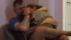 JANJUŠ PREPLAKAO NOĆ Slomljen od tuge, osamio se u ćošku, Aneli prestravljena čekala šta će da joj kaže