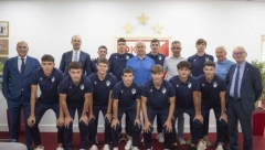 ŠAMPIONSKI DOČEK Zvezda ugostila reprezentativce