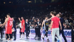 NEVIĐENI SKANDAL U ARENI Ovo zanima sve navijače: Evo kada će biti nastavljen prekinut derbi