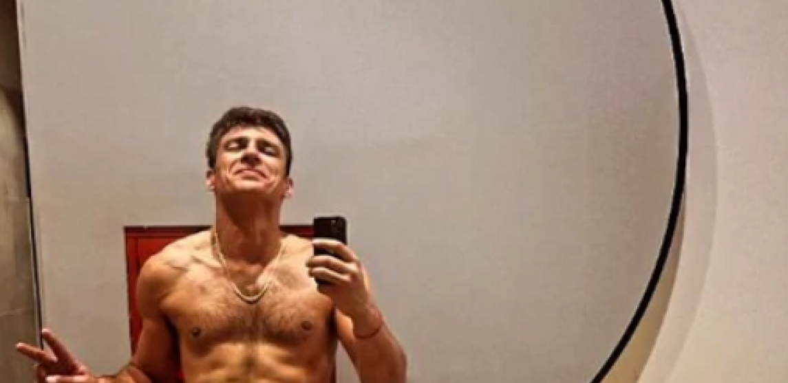 ANDRIJA KUZMANOVIC SMRŠAO 30 KILOGRAMA Glumac se osušio, slikao se bez majice, svi trljaju oči