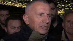 KURTI JE POVUKAO KAMBERIJA PRAVO NA DNO Ovaj se olupao na izborima kao zvečka