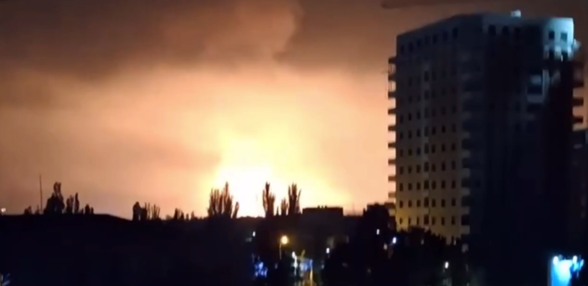 HOROR SCENA NA AUTO-PUTU Eksplodirala benzinska pumpa kod Jerevana (VIDEO)