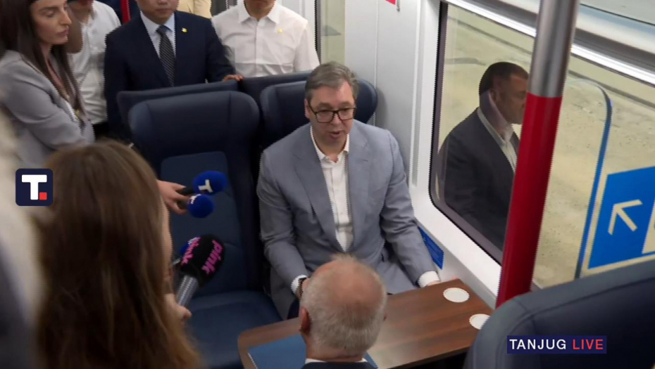 SRBIJA PRVA U EVROPI DOBILA KINESKE VOZOVE, ALI TO NIJE SVE... Vučić: Nadam se kineskoj fabrici vozova, radimo na tome