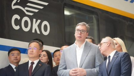 DAĆEMO SVE OD SEBE DA SRBIJA IZBEGNE SUKOB U 21. VEKU Vučić: Grabimo ka miru i velikim ekonomskim uspesima