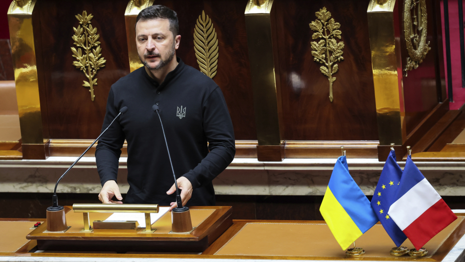 "MOŽE LI PUTIN DA DOBIJE OVU BITKU?" Šta je Zelenski poručio u parlamentu Francuske? (FOTO/VIDEO)