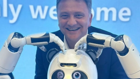 ZAVRŠENA POSETA DELEGACIJE SRBIJE KINI! Mihailo Jovanović: Iskustva stečena tokom posete doprineće razvoju veštačke inteligencije u okviru programa „Skok u budućnost – Srbija 2027“