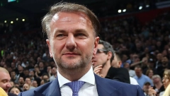OGLASIO SE OSTOJA MIJAILOVIĆ Predsednik KK Partizan bodrio fudbalere, a onda poslao moćnu poruku navijačima crno-belih (VIDEO)