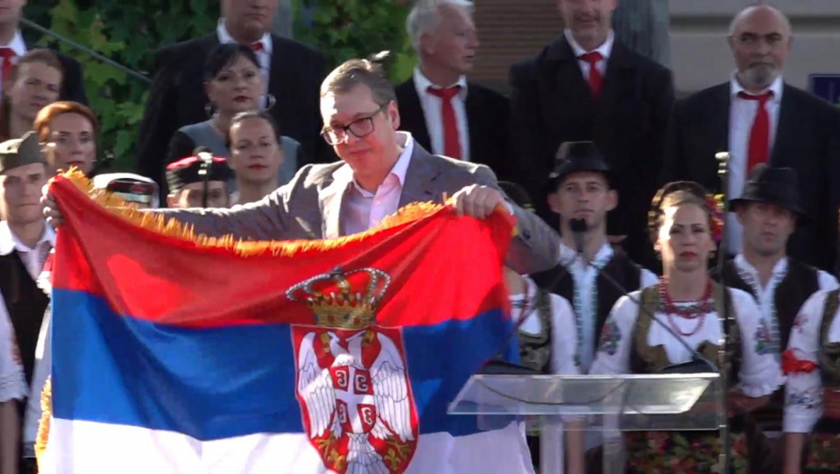 VRHUNAC HRVATSKOG LUDILA! Vučić ni reč nije rekao, a optužuju ga da od Crne Gore pravi Belorusiju