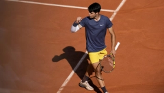 ŠTA ĆE REĆI MAMA? Karlitos se tetovira, već je sve smislio