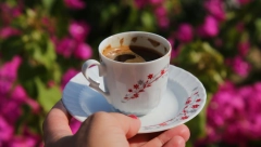 TERA MRAVE I HRANI CVEĆE Ne bacajte talog od kafe, ima više namena u domaćinstvu