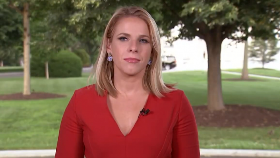 REAKCIJA NOVINARKE POSTALA HIT NA MREŽAMA Sleteo joj GOLUB na glavu u programu uživo (VIDEO)