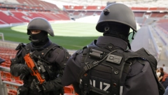 DRAMA NA EVROPSKOM PRVENSTVU Nemačka policija upucala napadača u fan zoni!