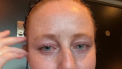 ŠOKIRALA SE KAD JE VIDELA SA KIM JE SEO Konobarica krišom SNIMALA gosta restorana, pa se ubrzo pokajala zbog svoje odluke (VIDEO)