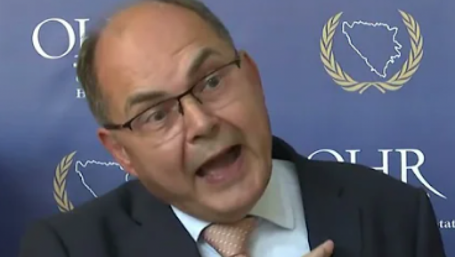 REZOLUCIJA O SREBRENICI JE POKRETAČKI FAKTOR U OZDRAVLJENJU I POMIRENJU Šmit opet SRAMNO potpaljuje vatru ODVRATNIM izjavama