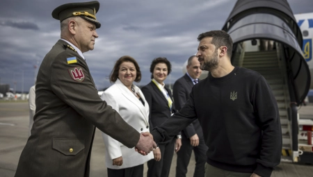 ZELENSKI STIGAO U ŠVAJCARSKU Odmah se oglasio (FOTO)