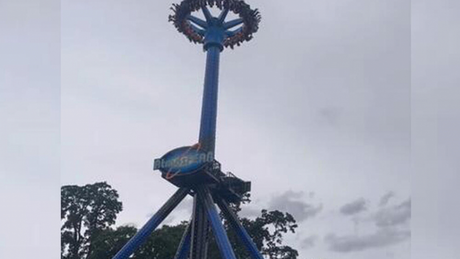 LJUDI VISILI NAOPAČKE U LUNA PARKU Jeziv snimak, panika i vriska: "Mislio sam da ćemo umreti" (VIDEO)