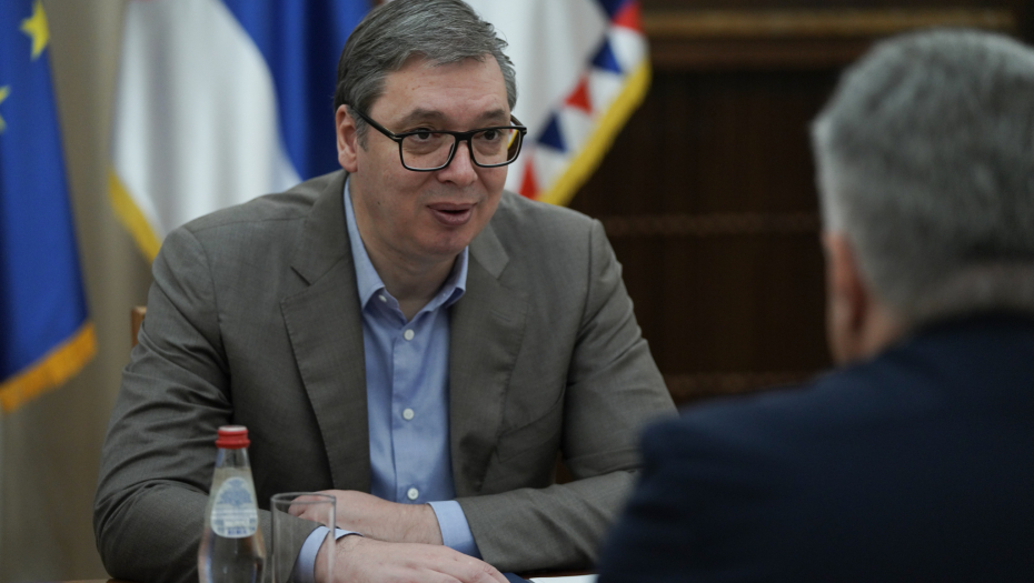 SASTANAK ZAKAZAN ZA 10 SATI Vučić danas s Hekerom, generalom NATO i komandantom vazduhoplovstva SAD u Evropi-Aziji