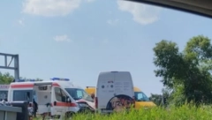 STVARAJU SE GUŽVE KA PANČEVU Sudarili se Hitna pomoć i kombi u Krnjači