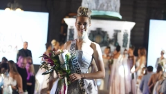 KO JE NOVA MIS SRBIJE? O skandalu njenog oca brujali su svi, a evo kojim poslom se bavi!