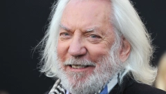 O AFERI SATERLENDA I SLAVNE GLUMICE BRUJAO JE SVET! Ljudi su bili šokirani kada se saznalo šta su sve radili, žena ga ostavila i odvela decu