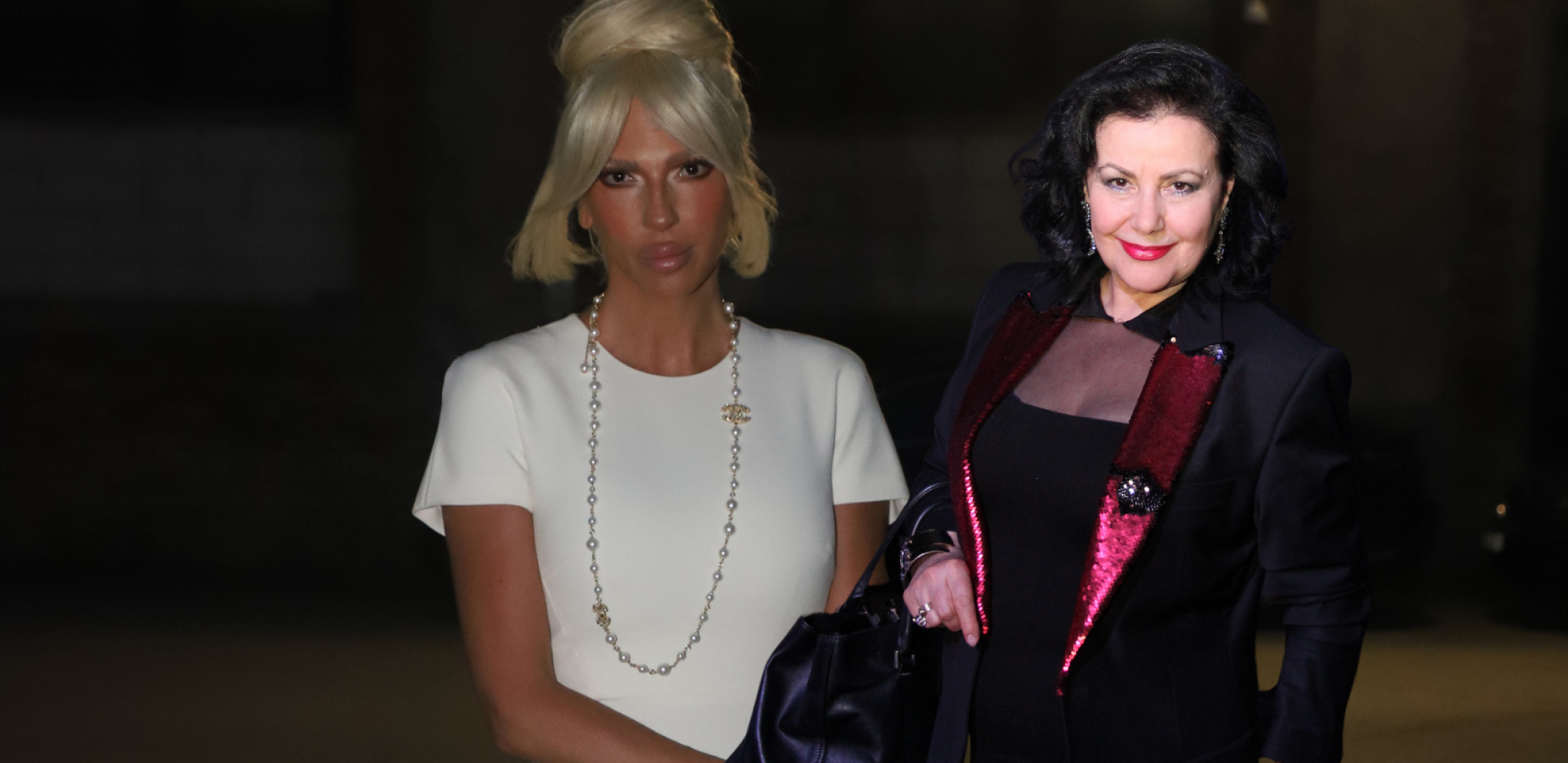 KARLEUŠA HITNO REAGOVALA NAKON IZJAVE NAŠE GLUMICE! Jelena ovo nikome i nikada nije napisala: "Mutant kornjača, Srbija takve treba"