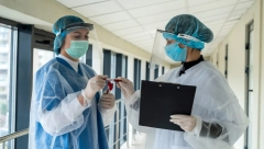 POVEĆAVA SE BROJ RESPIRATORNIH INFEKCIJA, DOMOVI ZDRAVLJA PUNI! Stručnjak upozorila: Jedna izaziva atipičnu upalu pluća!