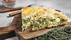 SPANAKOPITA BOLJA OD KLASIČNE Hrskavih kora i sočnog nadeva, za prave gurmane