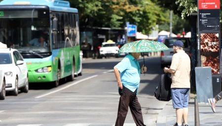 UPALJEN CRVENI METEOALARM Kuvanje od ranog jutra, u cik zore izmerene rekordne temperature