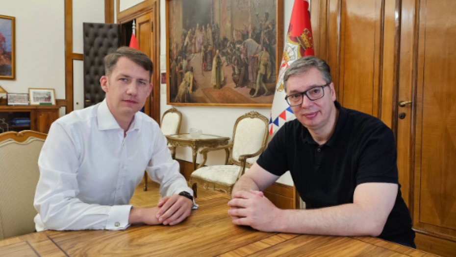 "ISKRENO PRIJATELJSKI SUSRET I RAZMENA MIŠLJENJA": Predsednik Vučić se sastao sa Balintom Pastorom (FOTO)