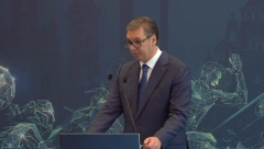 CRNI POJAS I VAŽNA POVELJA Predsednik Vučić od karatista dobio veliko priznanje (FOTO)