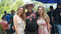 TEŠKO MI JE ŠTO SAM PEVALA DOK MI JE MAJKA UMIRALA! Rada Manojlović o smrti roditelja, siromaštu i životu na selu za Alo!