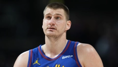 LEGENDARNI TRENER UDARIO NA DENVER Ljudi, pomozite Jokiću