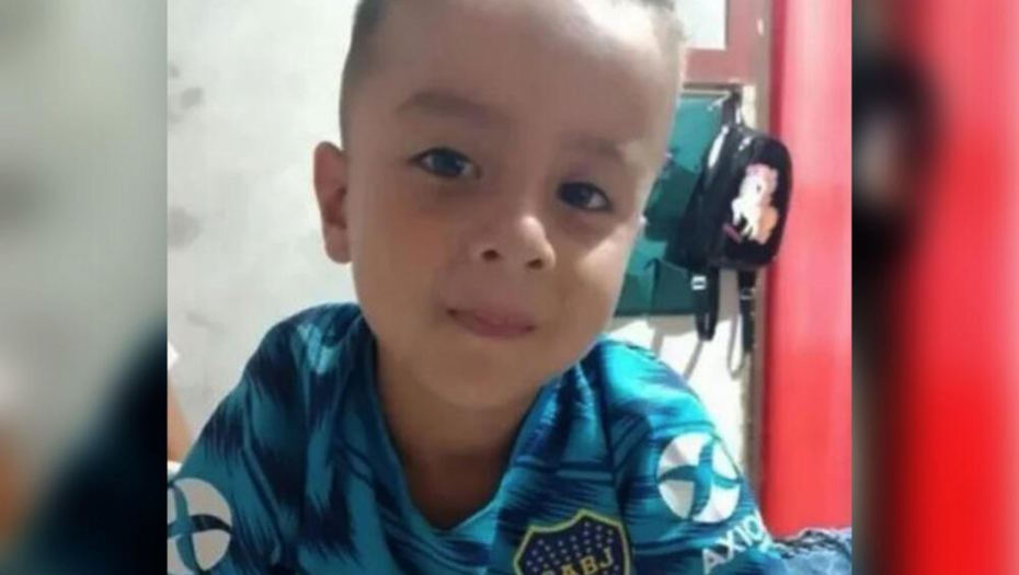 OD MALOG DANILA NI TRAGA! Osumnjičeni ujak, majka i otac! PRETPOSTAVLJA SE DA JE PRODAT! (FOTO)