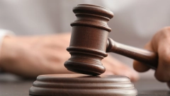 MUŠKARAC SE IŽIVLJAVAO NAD NOVOROĐENČETOM! Na pregledu mu utvrđeno unutrašnje KRVARENJE i modrice