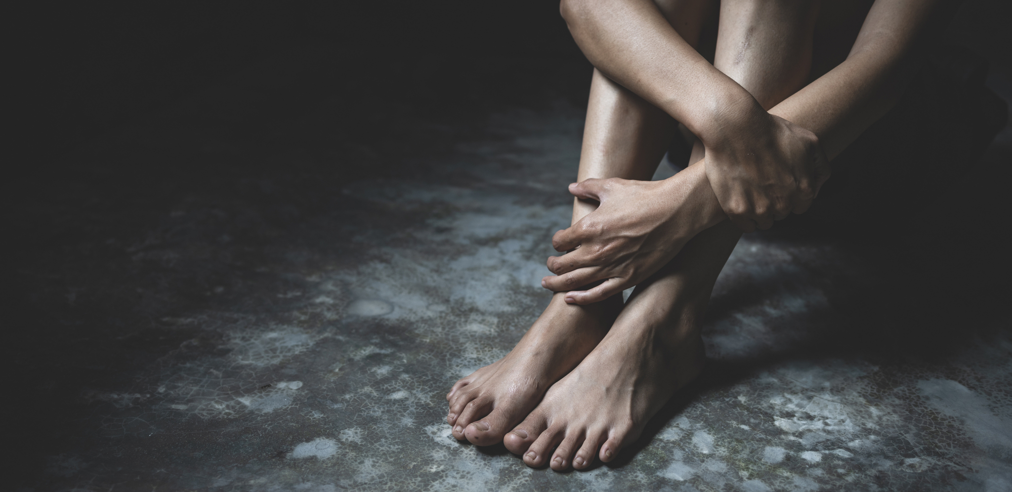 MUŠKARAC I MALOLETNICA SILOVALI I PODVODILI DEVOJKU (24) IZ NIŠA Nastavljeno suđenje, svedočio neuropsihijatar