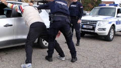 PREVARANT (26) LAGAO DA MU JE DETE BOLESNO, PA OPELJEŠIO GAZDARICU Otkriveno koliko je novca uzeo