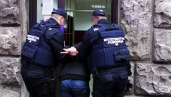 UHAPŠEN NEMAC U JAGODINI! Policija mu u kući pronašla narkotike i pištolj