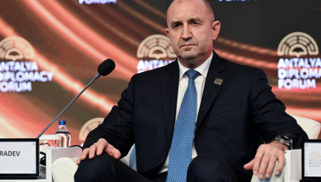 BUGARSKI PREDSEDNIK ODBIO DA VODI DELAGACIJU NA NATO SAMITU! Nije bio kosultovan prilikom zvaničnog stava zemlje povodom Ukrajine