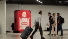 PUTNICI NA AERODROMU U ČUDU: Nepoznati kofer izazvao veliku pažnju