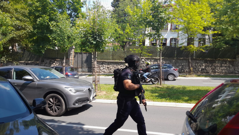 PRE NAPADA NAPUSTILA SRBIJU Evo gde je žena vehabije, sumnja se da je trudna