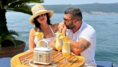 ASMIN ISKEŠIRAO PRAVO BOGATSTVO ZA OVO! Stanija pokazala u kakvom luksuzu uživaju, pa poručila: Na mestu zločina!